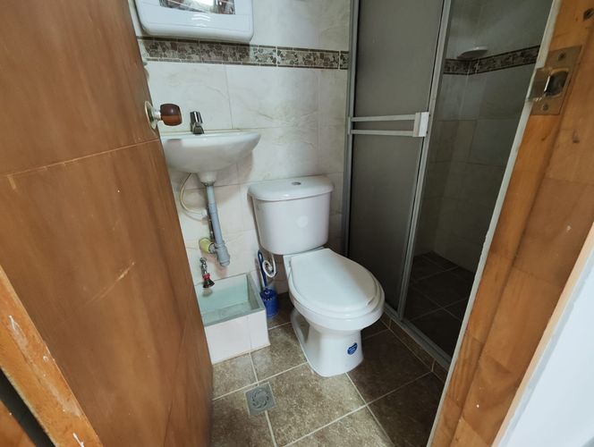 Local en arriendo en Laureles, Medellín, 17 m² · foto 7 de 8