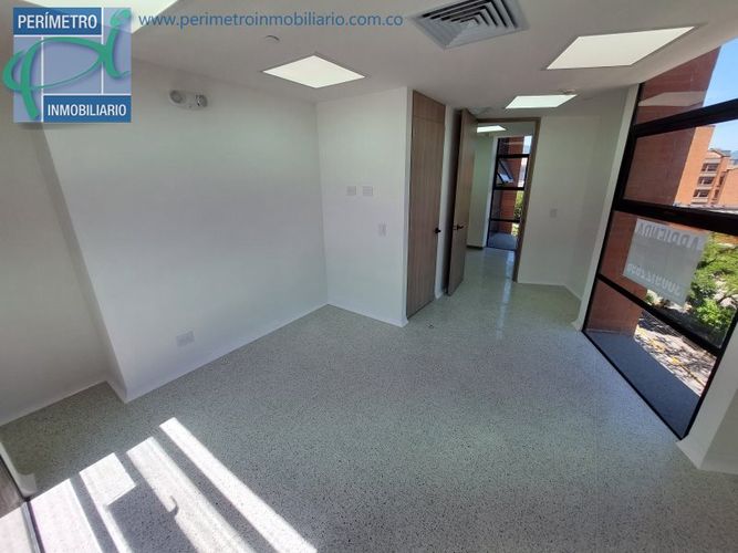 Oficina en arriendo en San Diego, Medellín, 31 m² · foto 5 de 6