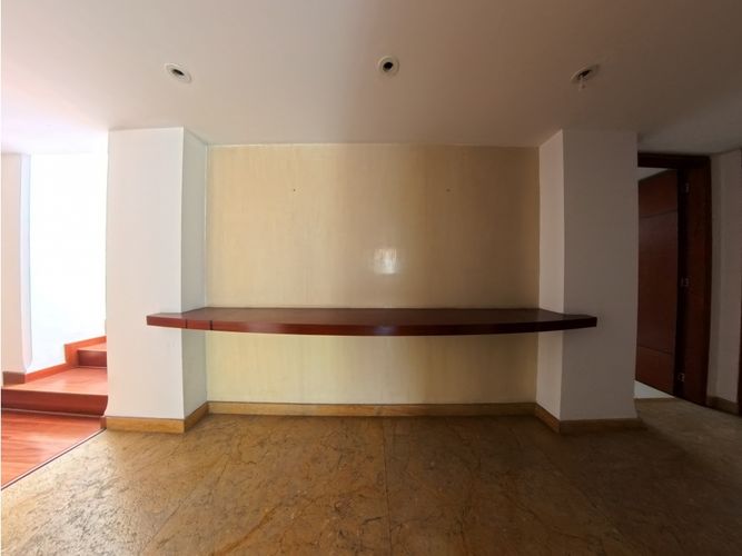 Apartamento en venta en Santa Barbara, Bogotá · foto 7 de 19