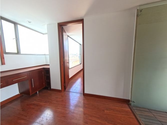 Apartamento en venta en Santa Barbara, Bogotá · foto 13 de 19