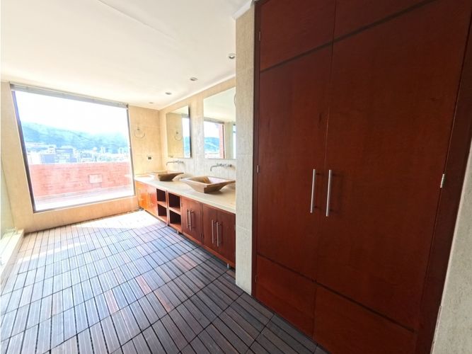 Apartamento en venta en Santa Barbara, Bogotá · foto 15 de 19