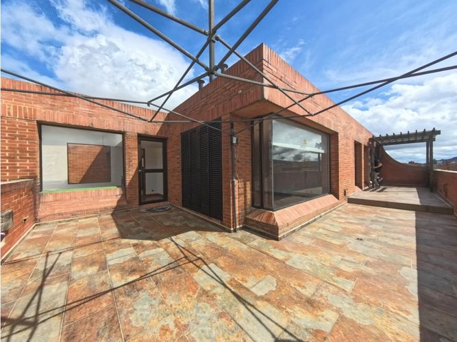 Apartamento en venta en Santa Barbara, Bogotá · foto 18 de 19