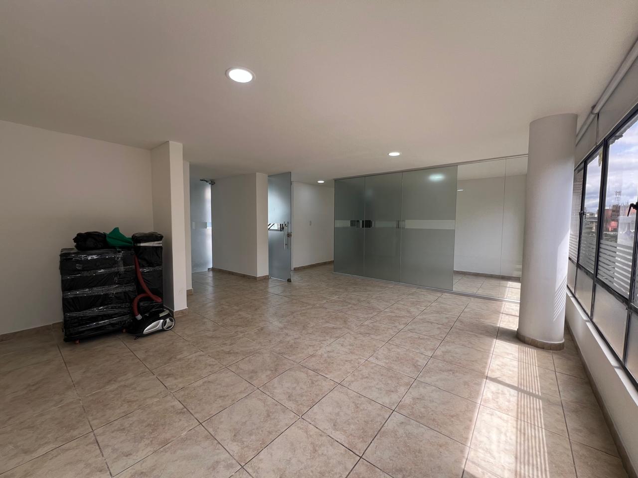 Oficina en Arriendo en Quinta camacho, Bogotá