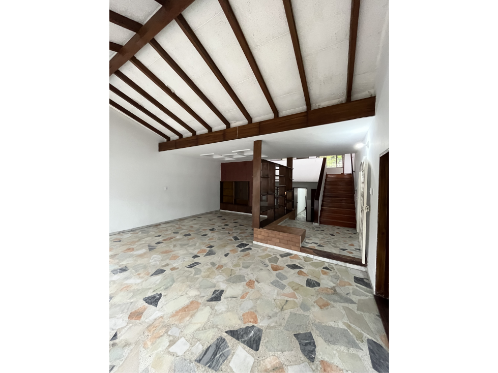 Departamento en venta bajo precio de mercado en Cali