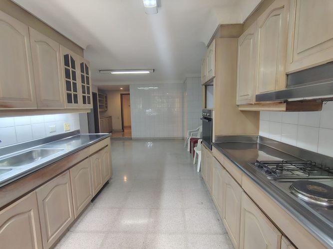Apartamento de 4 alcobas en venta en El Poblado, Medellín, 458 m² · foto 18 de 20
