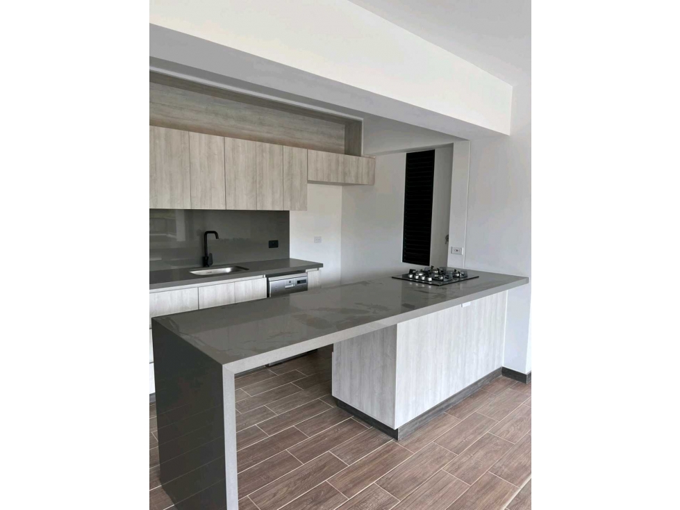 3BR Apartment in El Poblado (82 m²) for Sale - 3