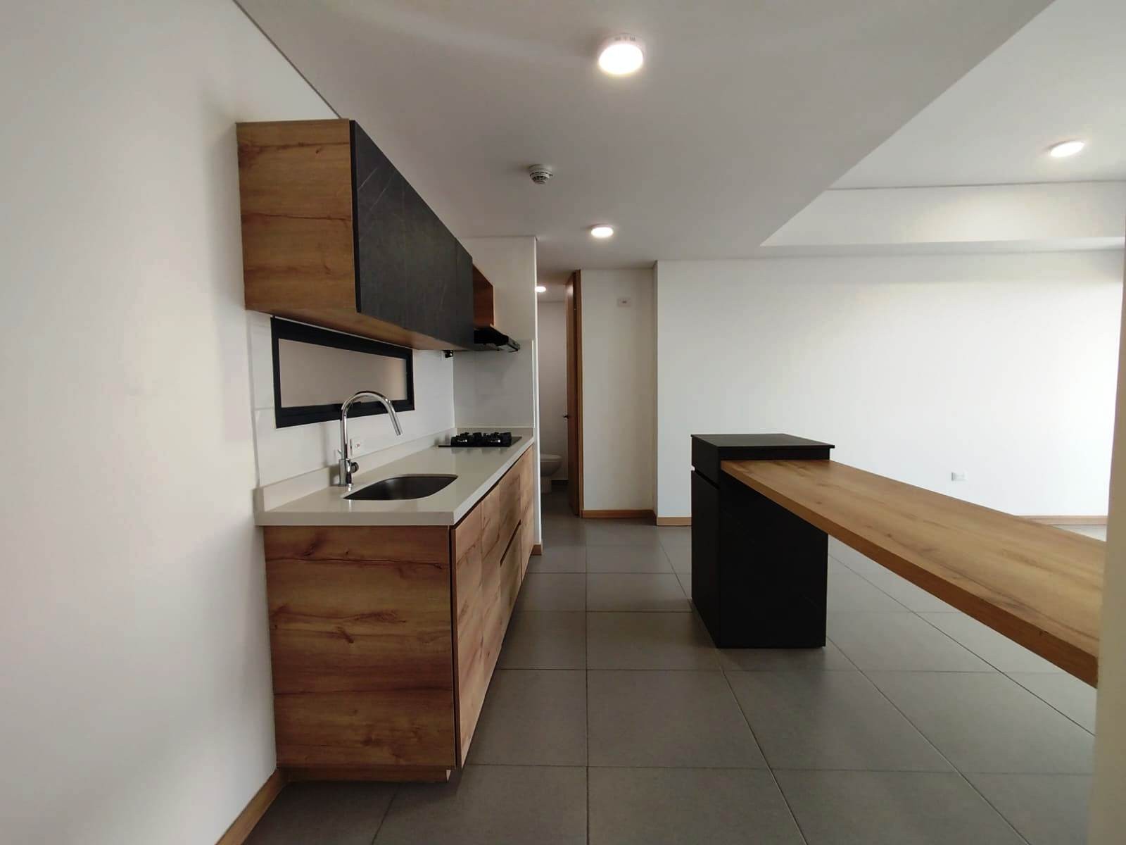 Apartamento en venta en Pinares, Pereira · foto 4 de 16