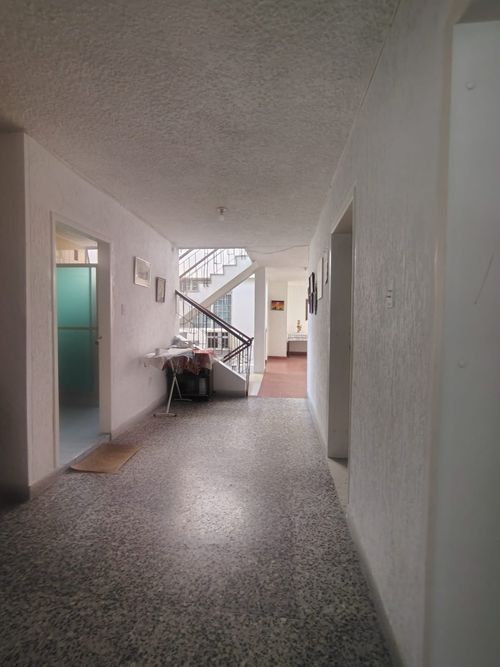 Casa de 5 alcobas en venta en San Francisco, Bucaramanga, 280 m² · foto 12 de 24