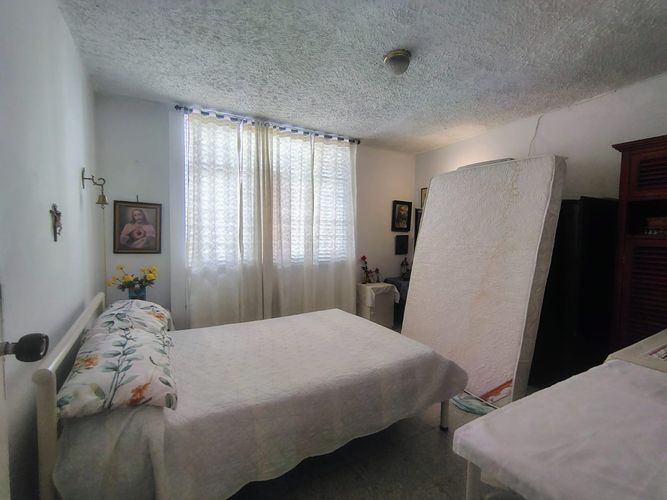 Casa de 5 alcobas en venta en San Francisco, Bucaramanga, 280 m² · foto 19 de 24