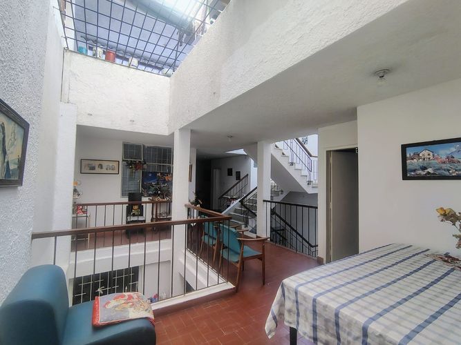 Casa de 5 alcobas en venta en San Francisco, Bucaramanga, 280 m² · foto 16 de 24