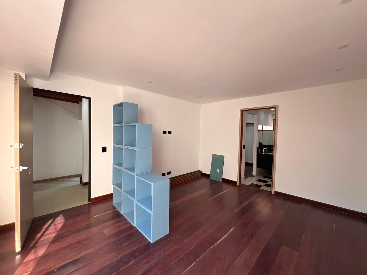 1BR Apartment in Calasanz (65 m²) - 2