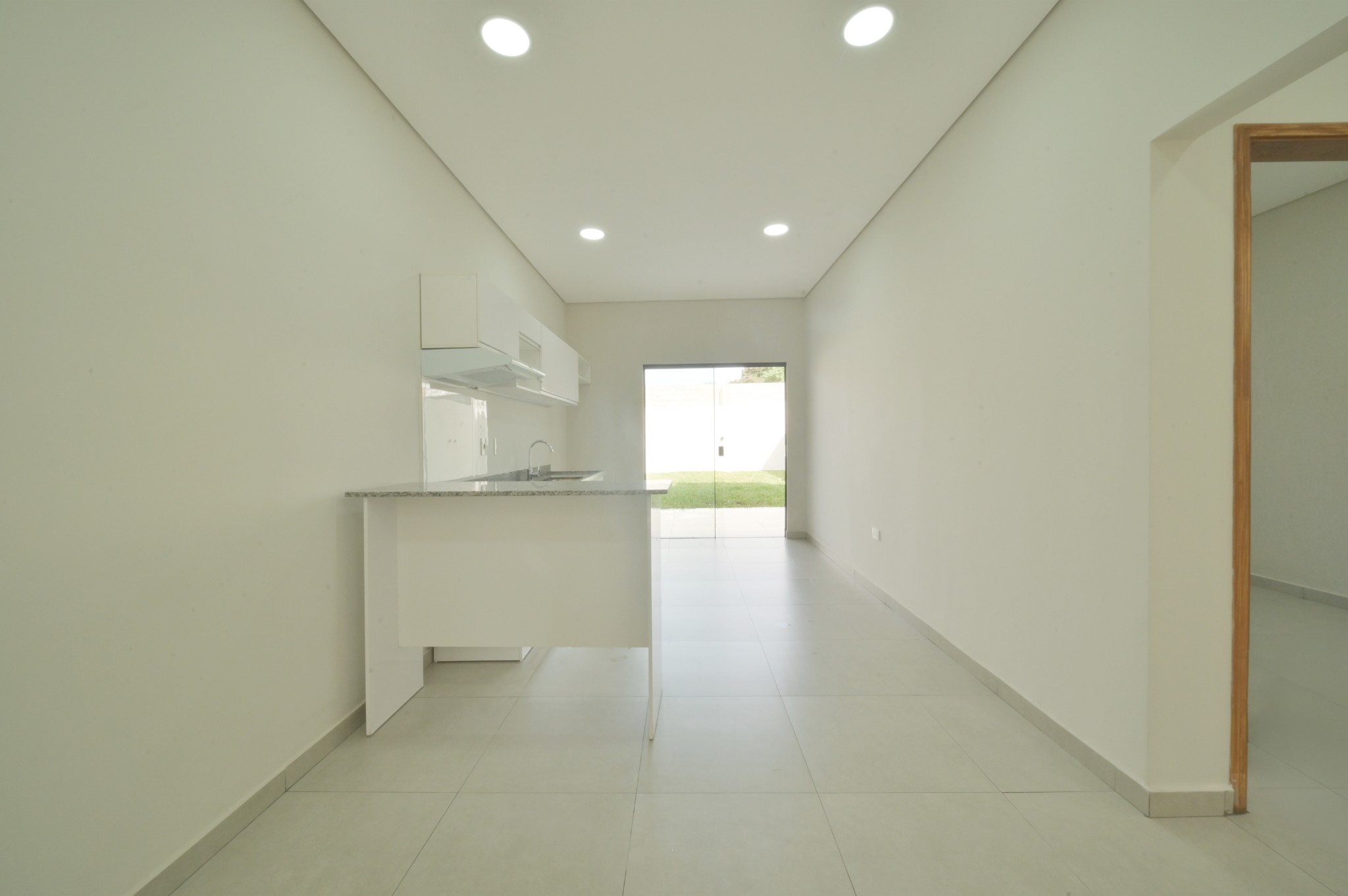 Casa en venta en Laurelty, Luque — foto 2