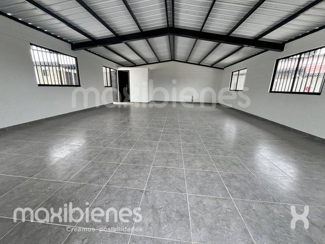 Local en arriendo en San Felix, Bello, 100 m² · foto 2 de 12