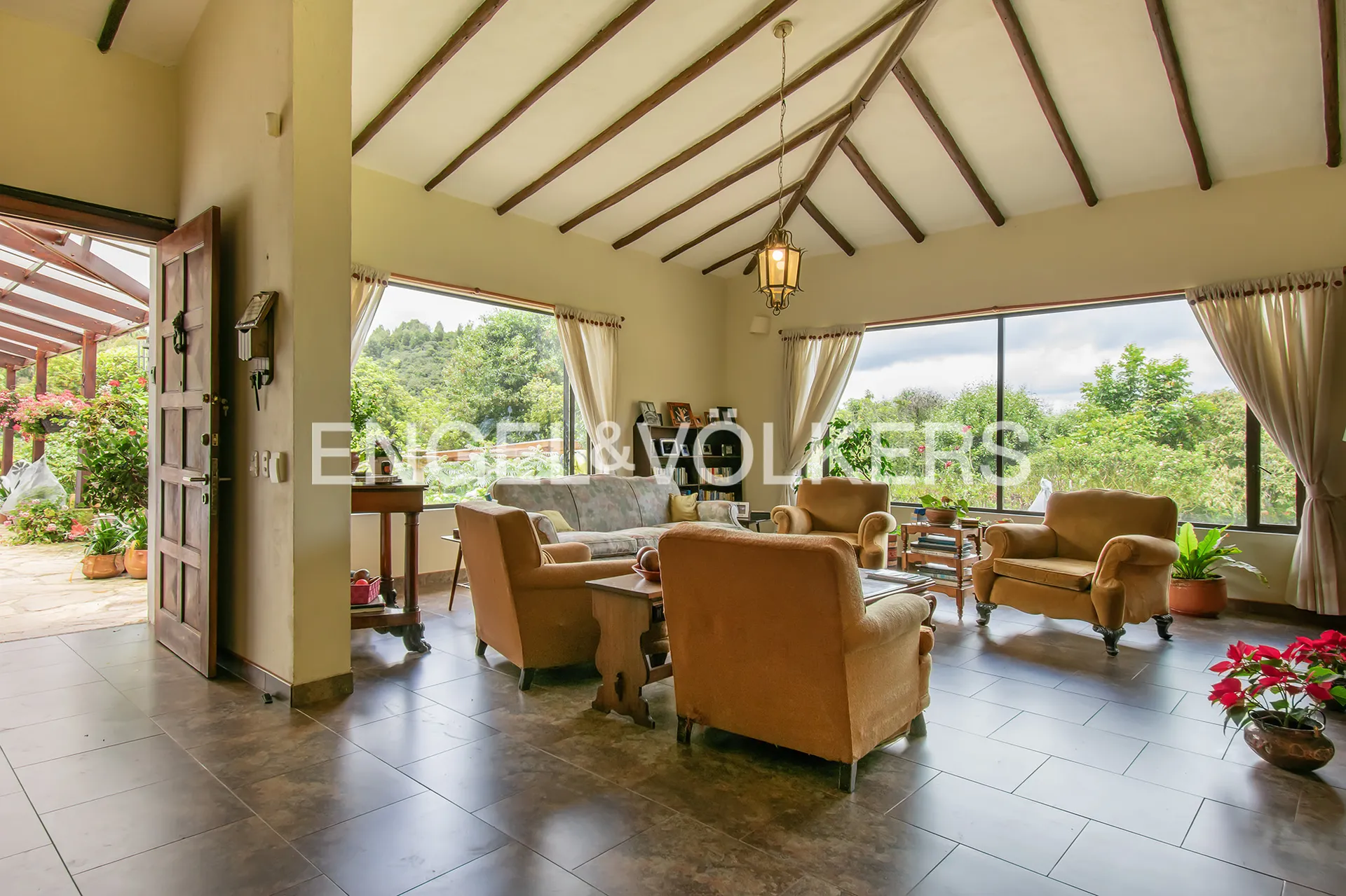 Casa en venta en Chuntame, Cajicá · foto 3 de 18