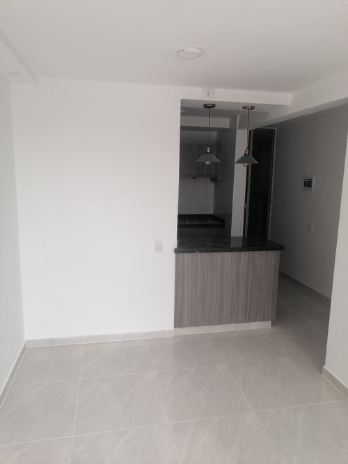 Apartamento de 3 alcobas en venta en El Recreo, Floridablanca, 53 m² · foto 4 de 21