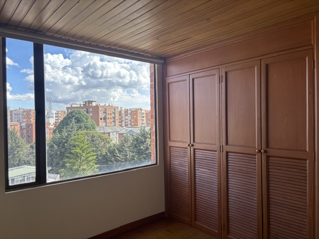 Apartamento en venta en Los Cedros, Bogotá · foto 9 de 23