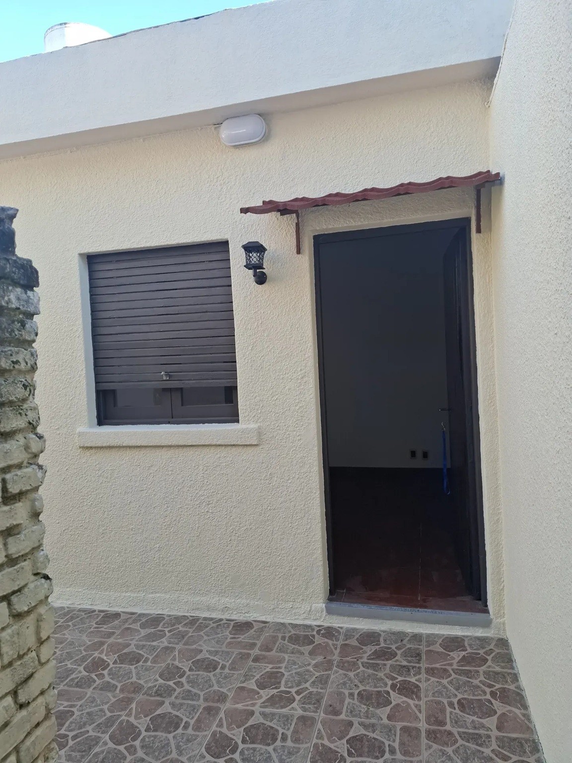 ALQUILER EN LA UNION, 1 DORMITORIO, PLANTA BAJA, PATIO, SIN GASTOS COMUNES