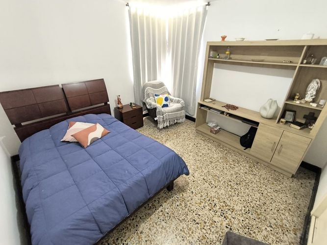Casa de 6 alcobas en venta en Bolarqui, Bucaramanga, 310 m² · foto 6 de 17