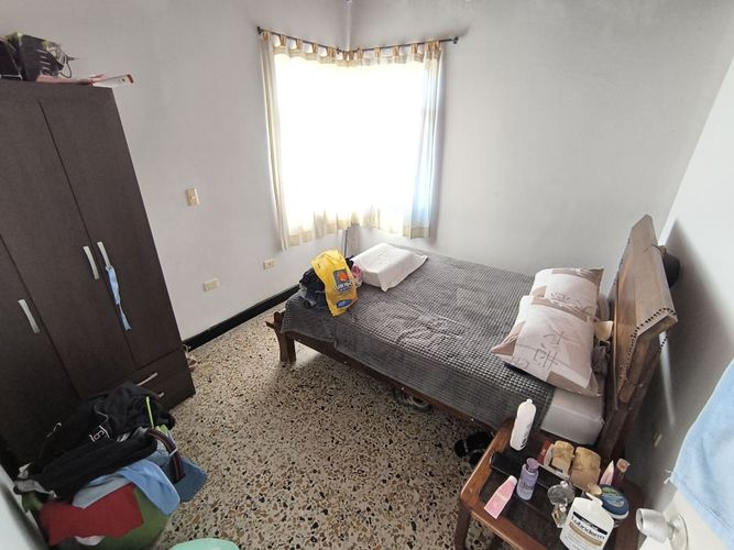 Casa de 6 alcobas en venta en Bolarqui, Bucaramanga, 310 m² · foto 11 de 17