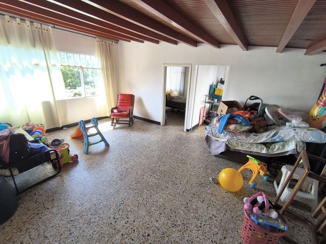 Casa de 6 alcobas en venta en Bolarqui, Bucaramanga, 310 m² · foto 13 de 17