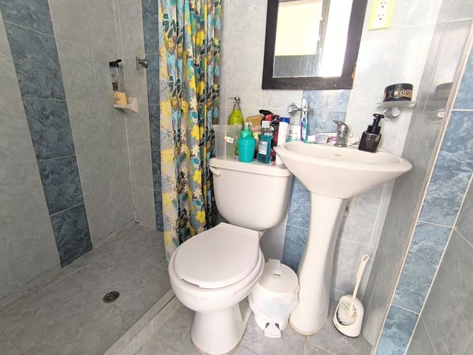 Casa de 6 alcobas en venta en Bolarqui, Bucaramanga, 310 m² · foto 15 de 17