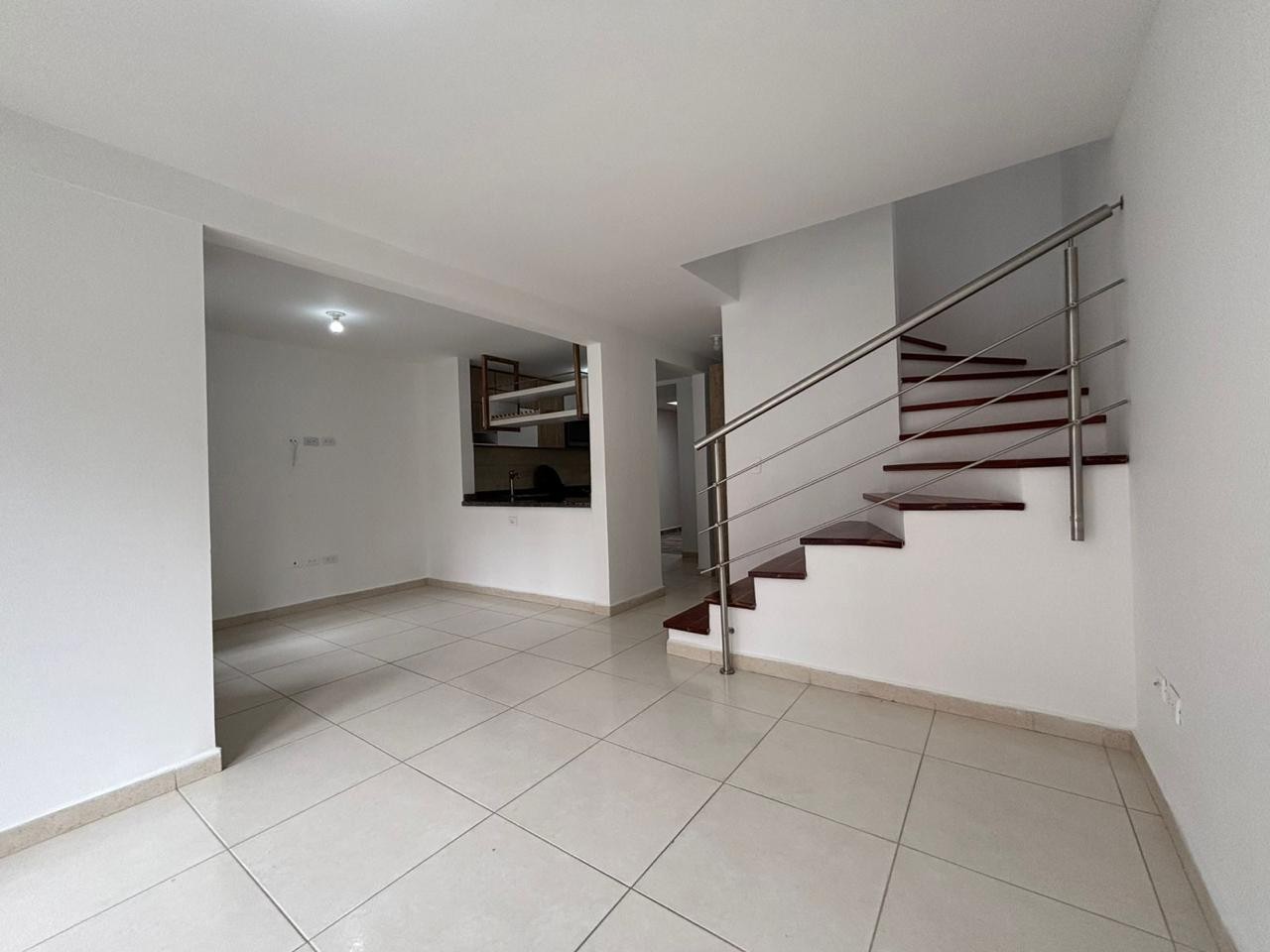 Casa en venta en Cerritos, Pereira · foto 2 de 24