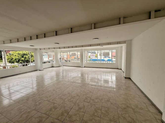 Casa de 4 alcobas en venta en Bolivia, Bogotá, 420 m² · foto 7 de 24