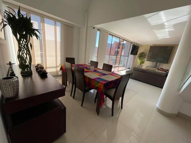 Apartamento de 4 alcobas en venta en Nueva Colina, Bogotá, 190 m² · foto 3 de 14