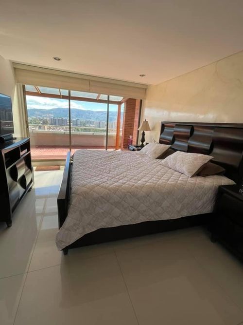 Apartamento de 4 alcobas en venta en Nueva Colina, Bogotá, 190 m² · foto 10 de 14