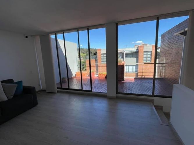 Apartamento de 4 alcobas en venta en Nueva Colina, Bogotá, 190 m² · foto 9 de 14