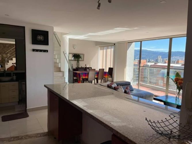 Apartamento de 4 alcobas en venta en Nueva Colina, Bogotá, 190 m² · foto 2 de 14