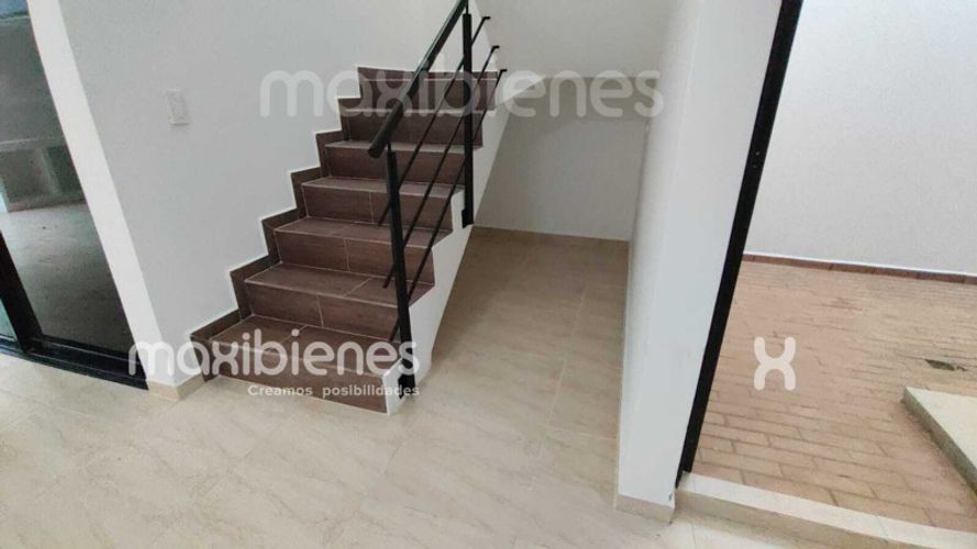 Casa de 3 alcobas en arriendo en Villa Del Rio, Apartado, 160 m² · foto 6 de 18
