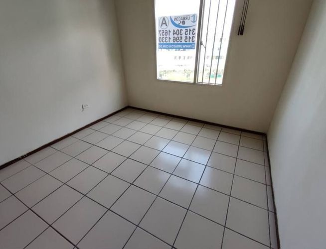 Apartamento de 3 alcobas en venta en Ciudadela Real De Minas, Bucaramanga, 75 m² · foto 4 de 13