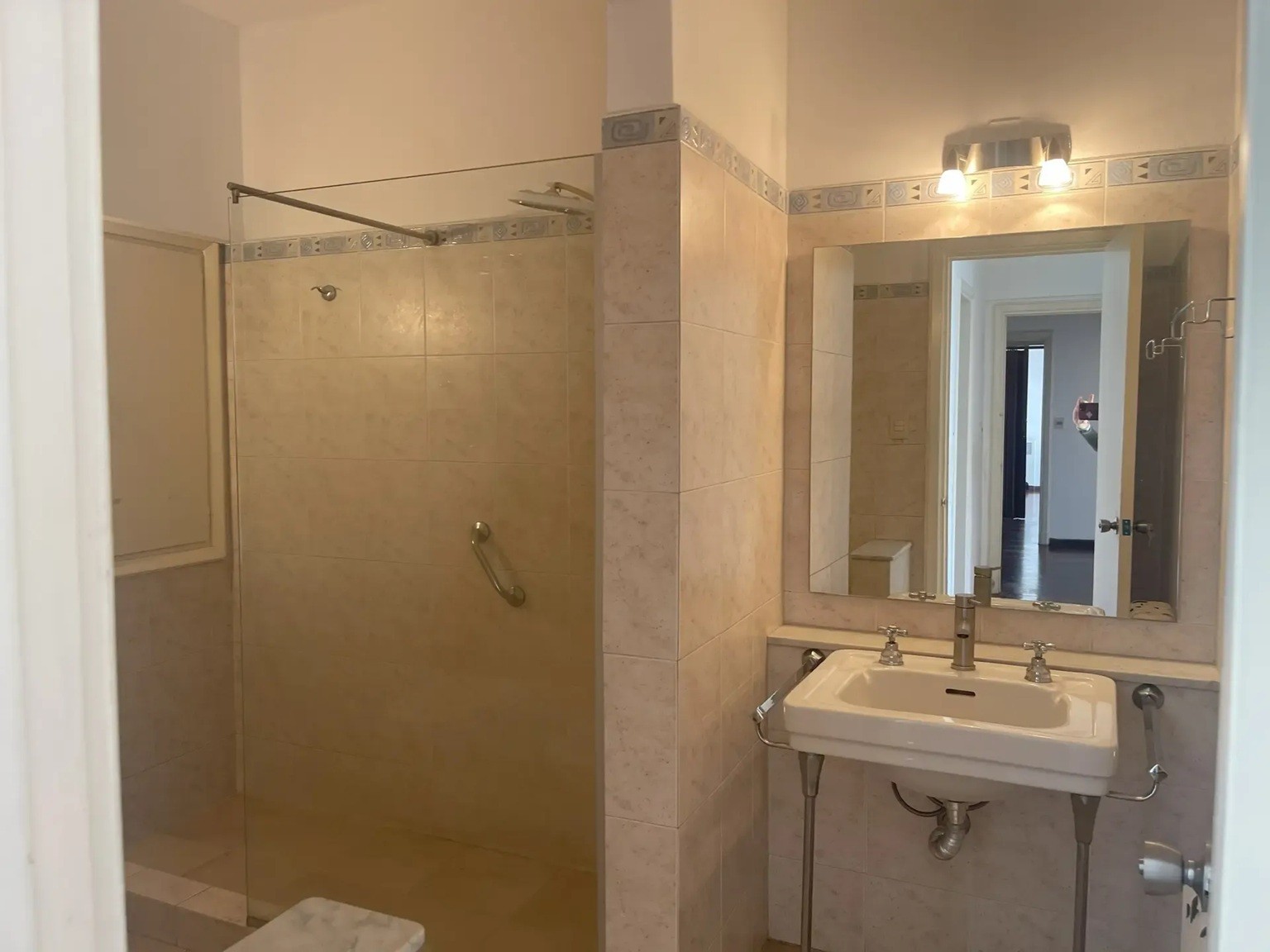 ALQUILER EN CORDON, 4 DORMITORIOS, 3 BAÑOS, TERRAZA LAVADERO, GARAJE, PORTERIA, CALEFACCION · Foto 9