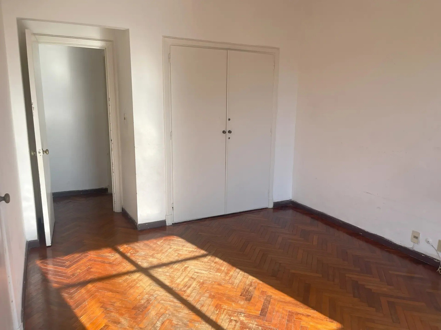 ALQUILER EN CORDON, 4 DORMITORIOS, 3 BAÑOS, TERRAZA LAVADERO, GARAJE, PORTERIA, CALEFACCION · Foto 8