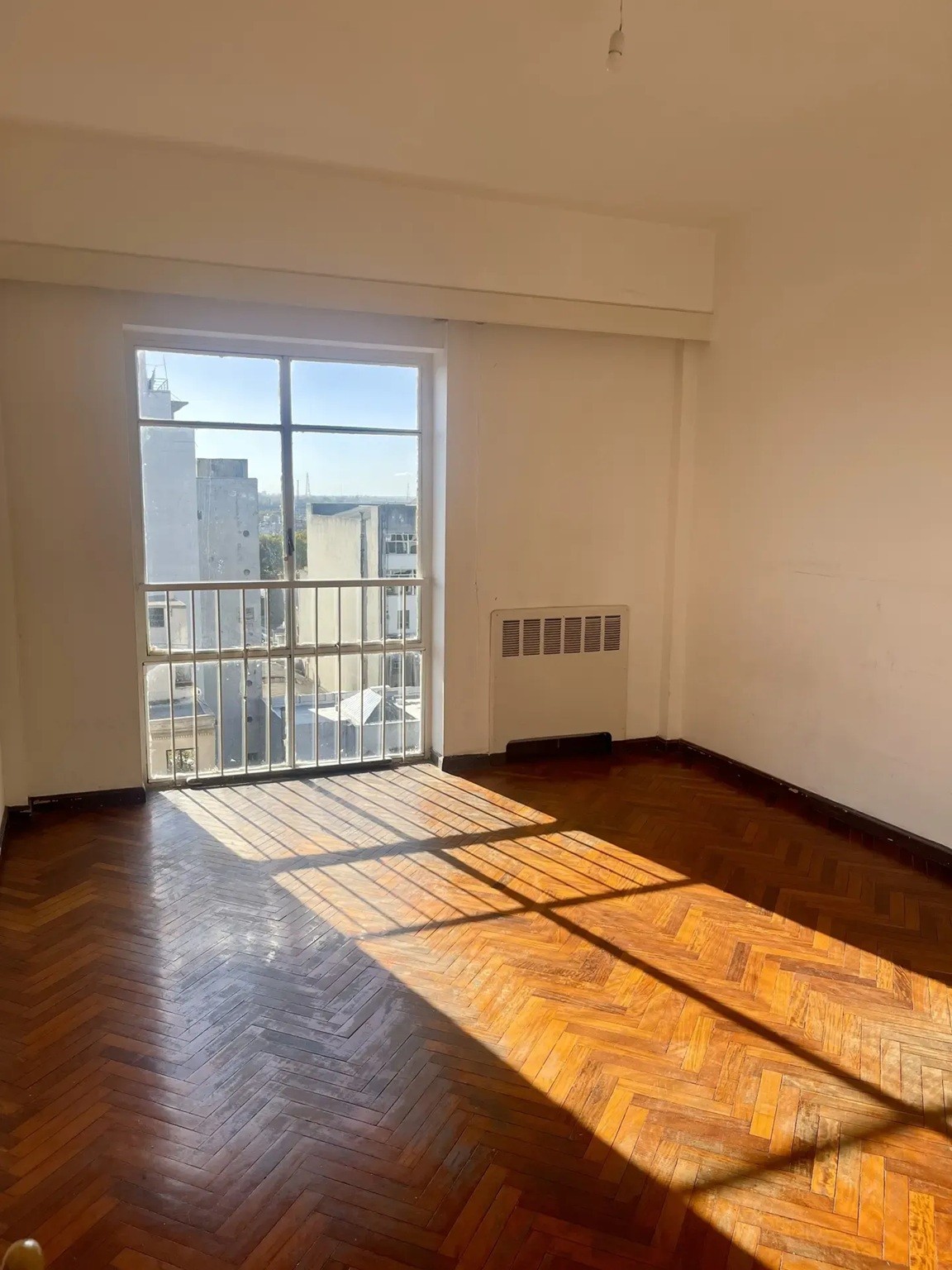 ALQUILER EN CORDON, 4 DORMITORIOS, 3 BAÑOS, TERRAZA LAVADERO, GARAJE, PORTERIA, CALEFACCION · Foto 4