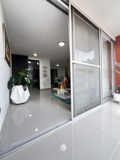 Apartamento de 3 alcobas en venta en Ciudad Jardin, Cali, 97 m² · foto 19 de 21