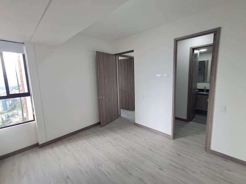 Apartamento en arriendo en Las Palmas, Medellín · foto 3 de 8