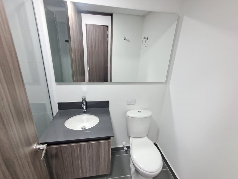 Apartamento en arriendo en Las Palmas, Medellín · foto 7 de 8