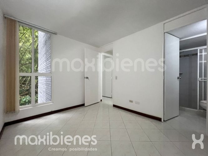 Apartamento de 3 alcobas en arriendo en Castropol, Medellín, 68 m² · foto 9 de 12