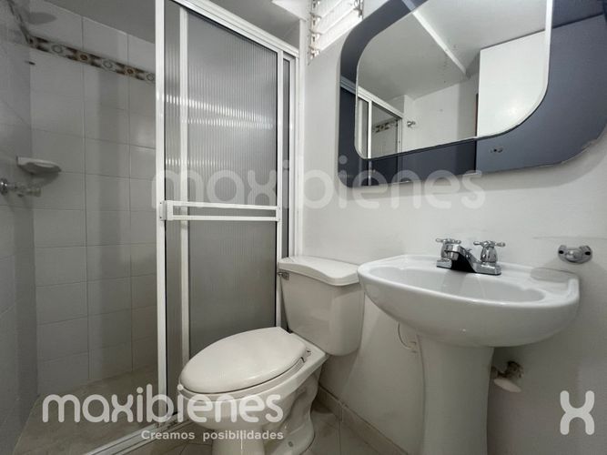 Apartamento de 3 alcobas en arriendo en Castropol, Medellín, 68 m² · foto 11 de 12