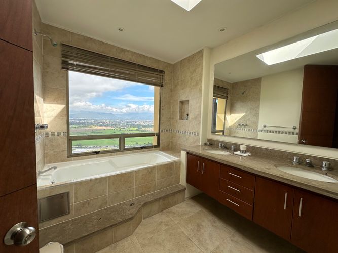 Casa de 3 alcobas en venta en Sindamanoy, Chía, 260 m² · foto 15 de 24