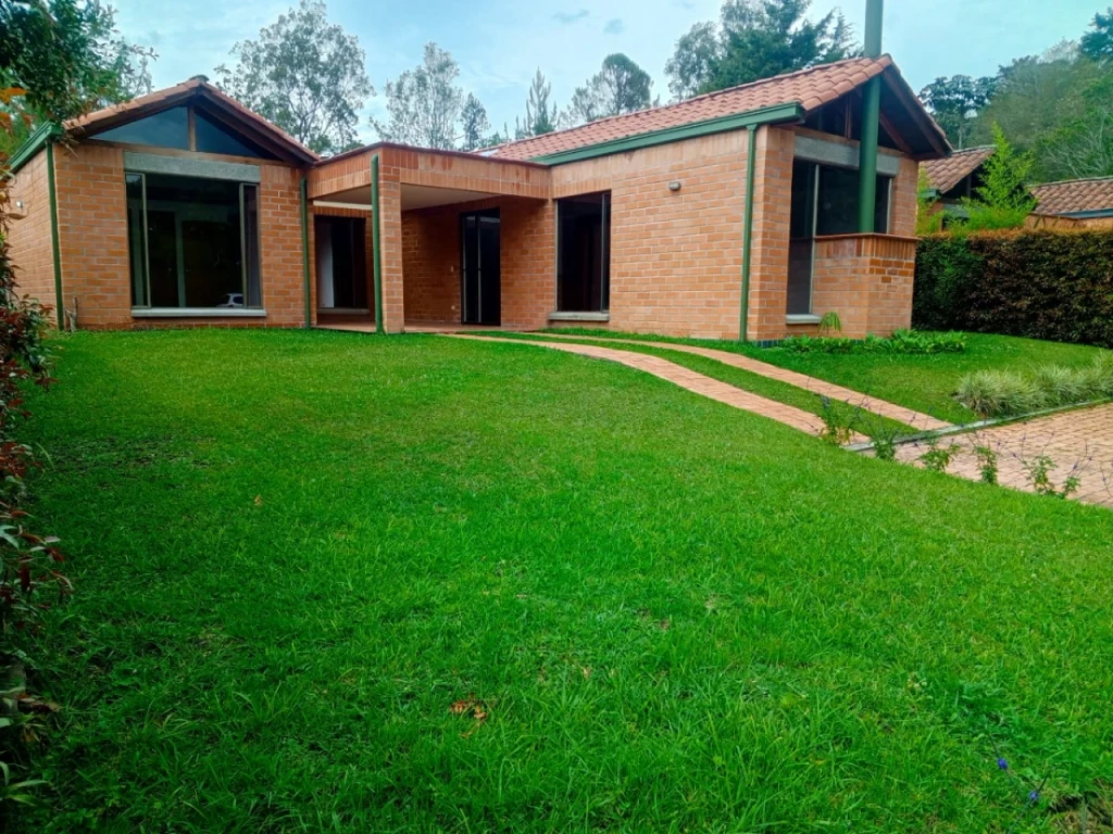 2BR House in Santa Elena (136 m²) - 2
