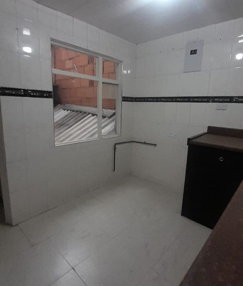 Casa de 10 alcobas en venta en Villa Nelly, Bogotá, 396 m² · foto 4 de 17