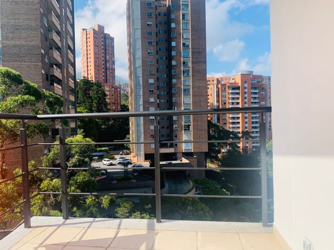 Oficina en arriendo en La Florida, Medellín, 54 m² · foto 9 de 11