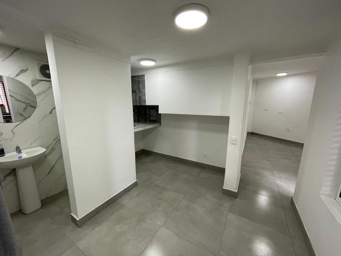 Local en venta en El Peñon, Cali, 33 m² · foto 13 de 22