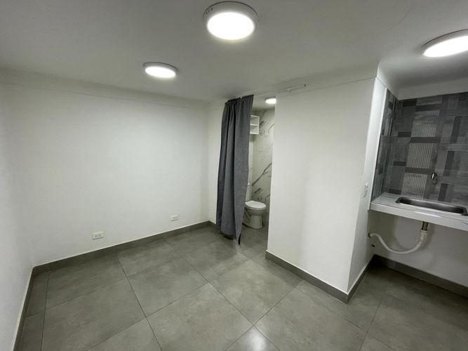 Local en venta en El Peñon, Cali, 33 m² · foto 15 de 22