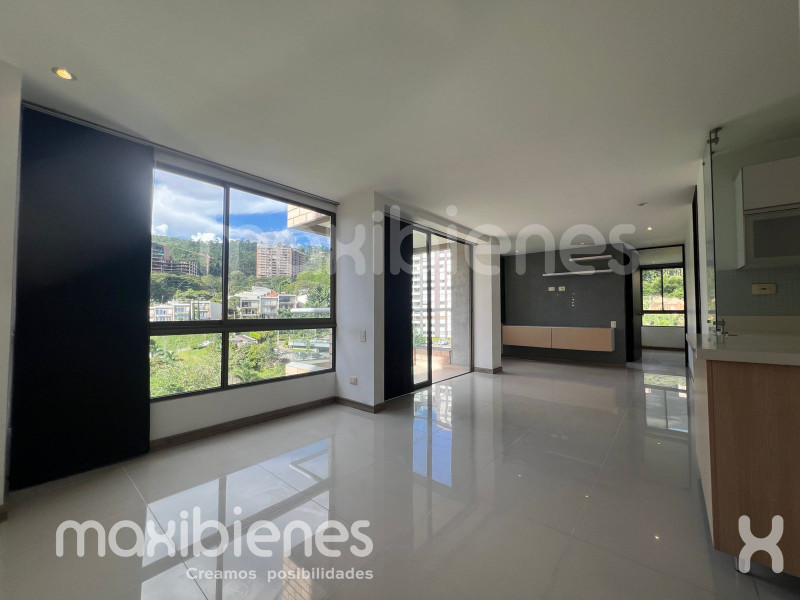Apartamento en arriendo en El Poblado, Medellín · foto 4 de 15