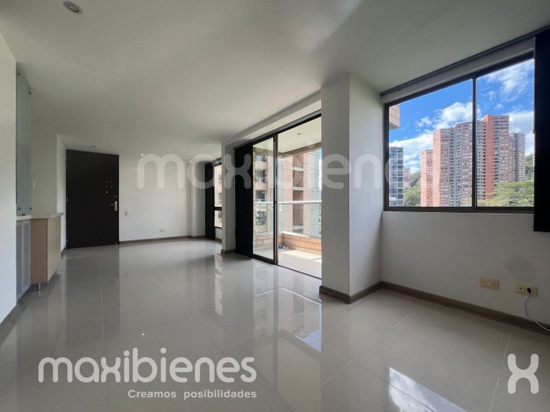 Apartamento en arriendo en El Poblado, Medellín · foto 5 de 15