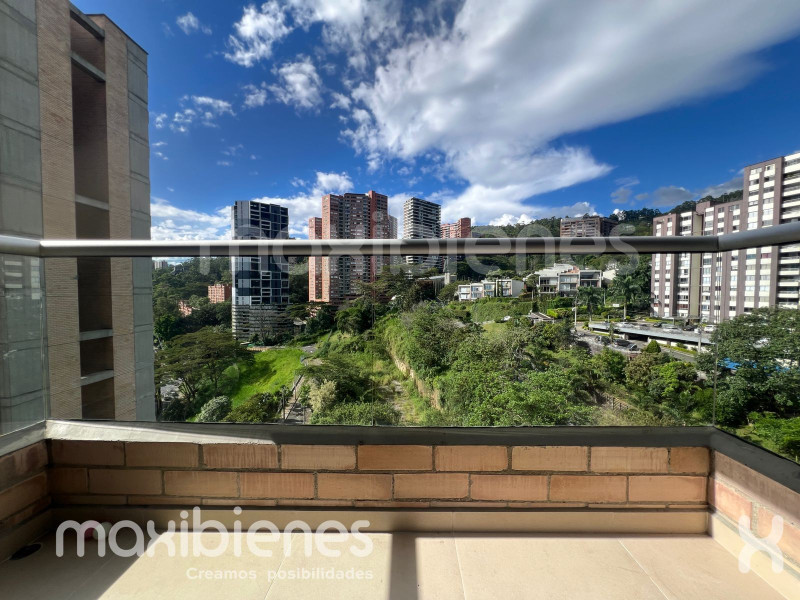 Apartamento en arriendo en El Poblado, Medellín · foto 6 de 15